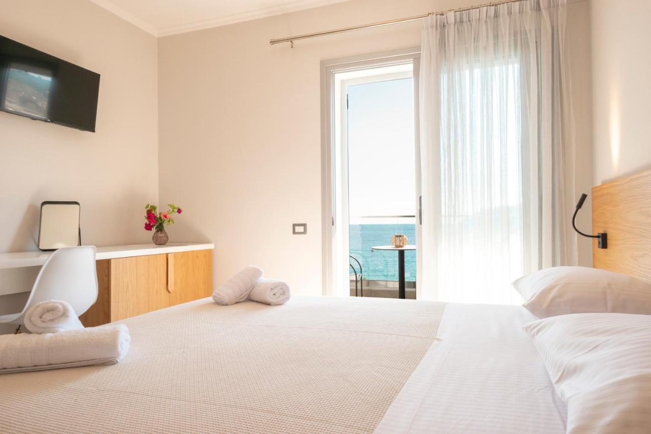 Sonar En El Mar Bed & Breakfast Химар Екстериор снимка